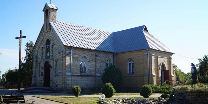 Фото костел в Грандичах в Гродно