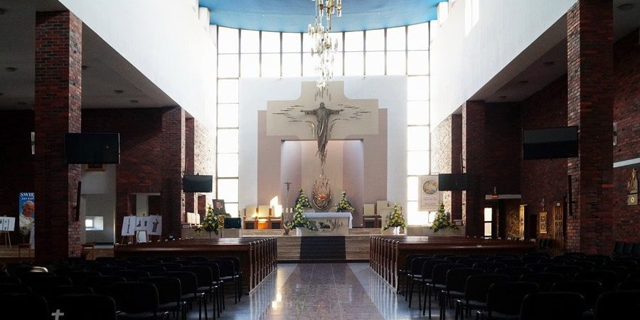 Фото красного костела в Гродно