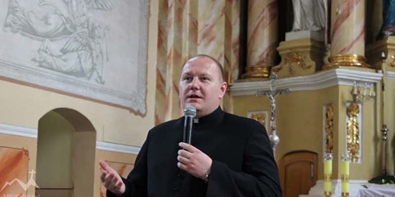 Фото ксендза Виктора Ханько