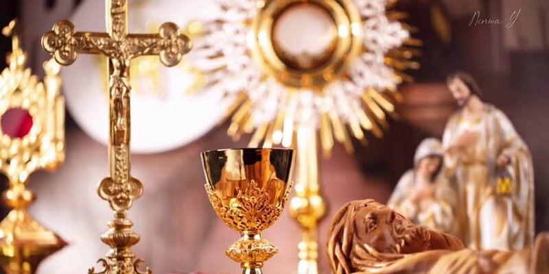 Святейшее Тело и Кровь Христа – Святые Дары Святейшее Тело и Кровь Христа – Святые Дары